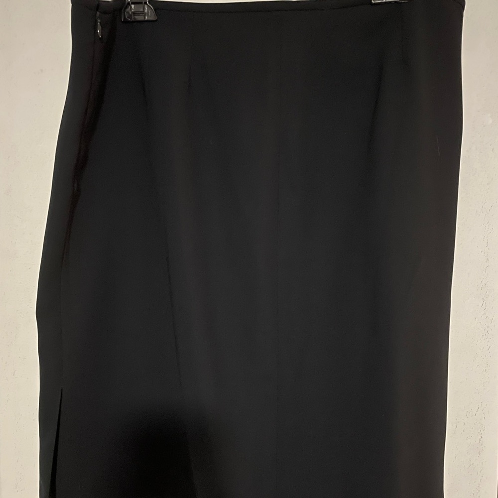 Women’s Skirt Suit size 18